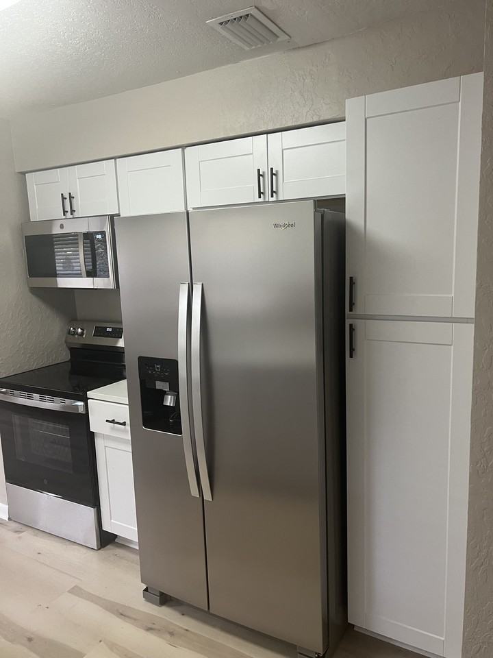 1777 Wentwood Ave. #NA - Photo 2 of 13