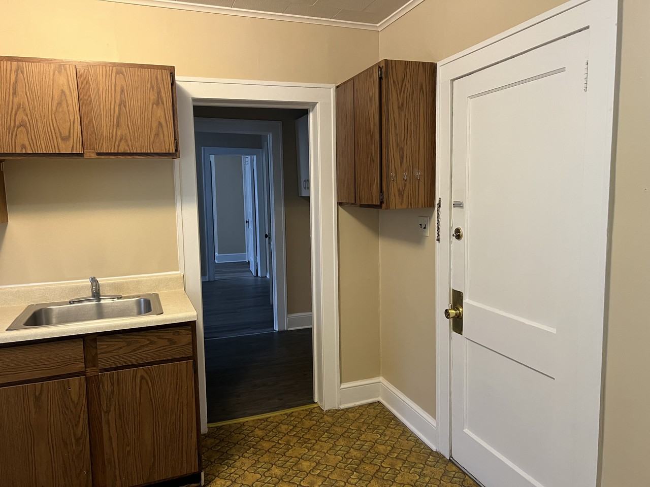 301 East Allegany Avenue #2 - Photo 3 of 21