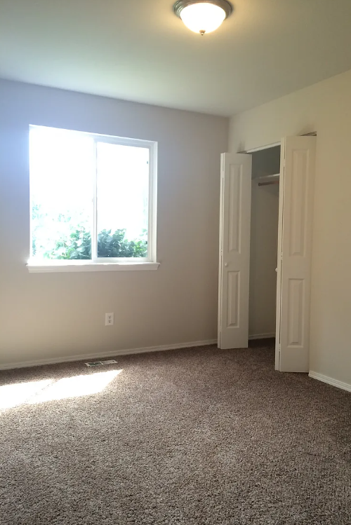 497 E Baldwin St #NA - Photo 5 of 5