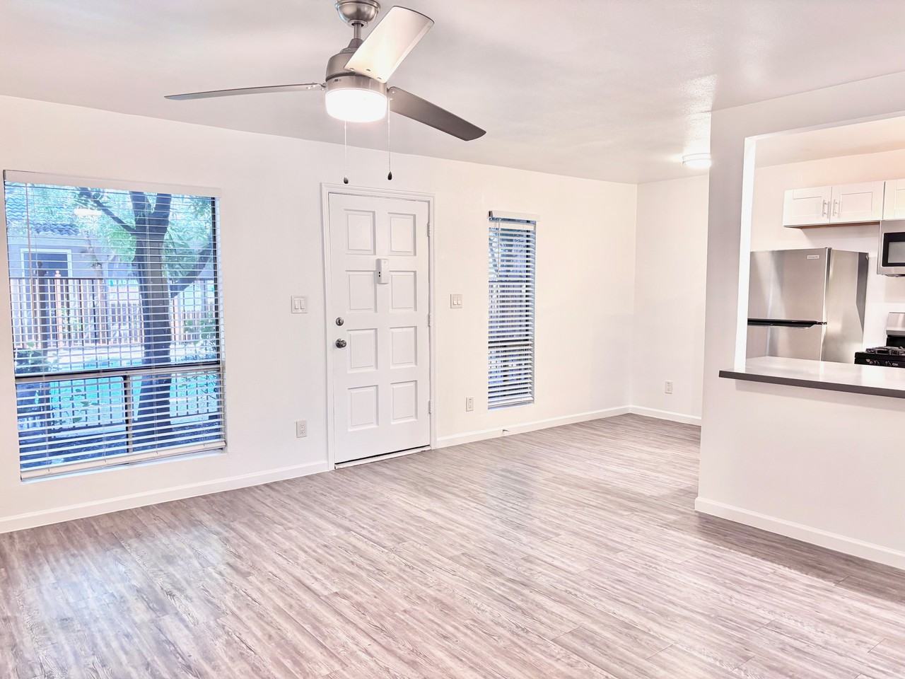 137 East Coronado Road #01B - Photo 6 of 26