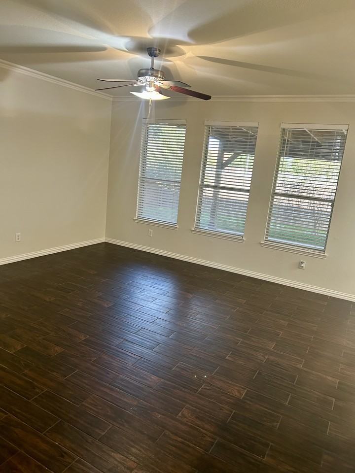 8012 Wyoming Drive #NA - Photo 7 of 27