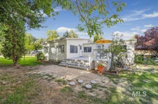 337 2nd Avenue West #NA - Photo 1 of 1