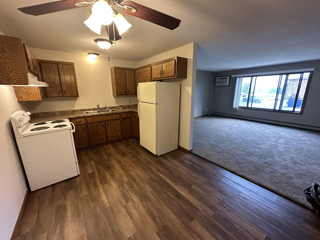 1340 13th Street Cir #202 - Photo 4 of 8