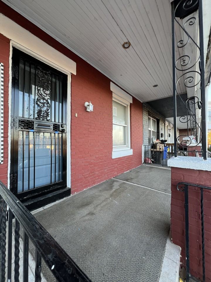 3540 Mantua Avenue - Photo 2 of 15