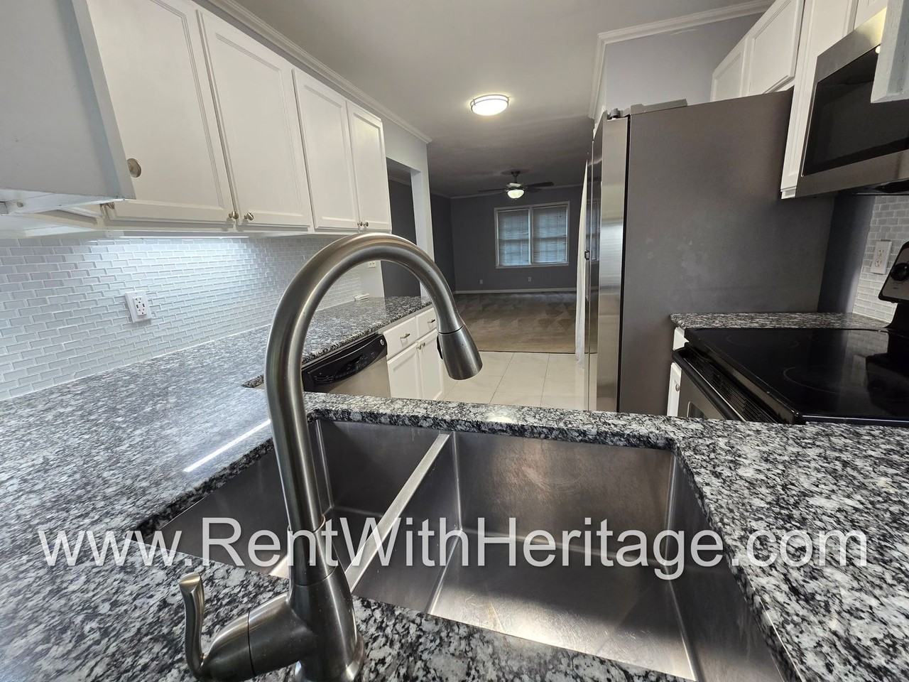 60 Lamsden Lane Northwest - Photo 6 of 28