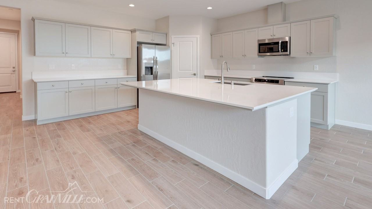 2837 Corteza Dr - Photo 4 of 10