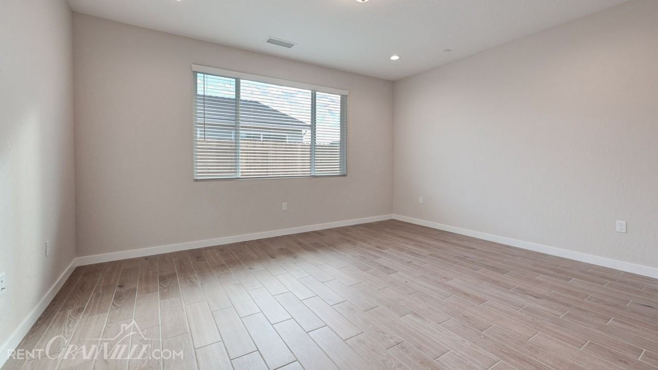 2837 Corteza Dr - Photo 7 of 10