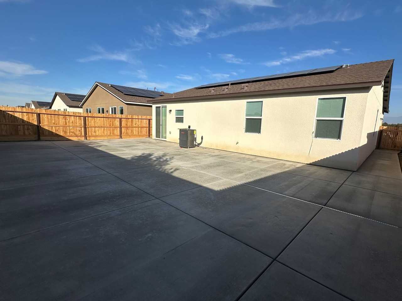 2231 N Julieann St - Photo 2 of 24