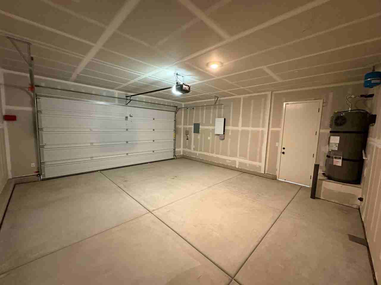 2231 N Julieann St - Photo 6 of 24