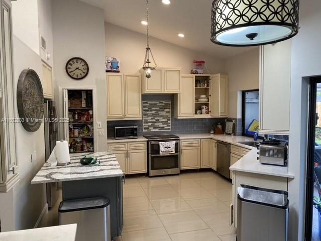 3647 Barberry Drive - Photo 3 of 20