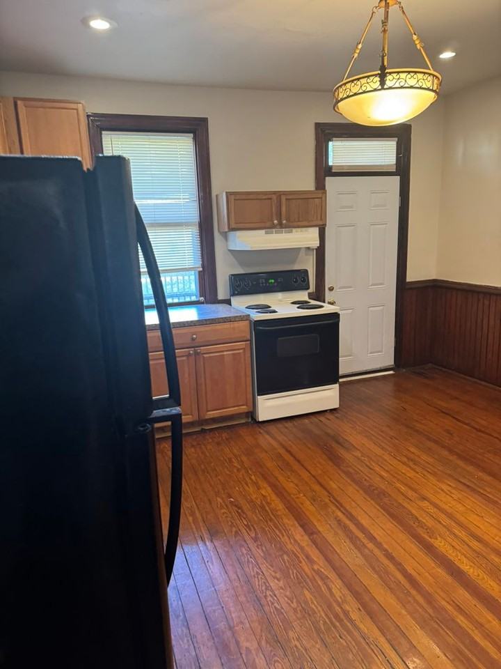 237 South Locust Street - Photo 2 of 36