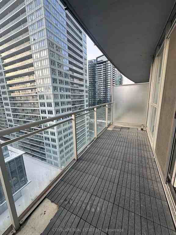 38 Dan Leckie Way - Photo 2 of 13