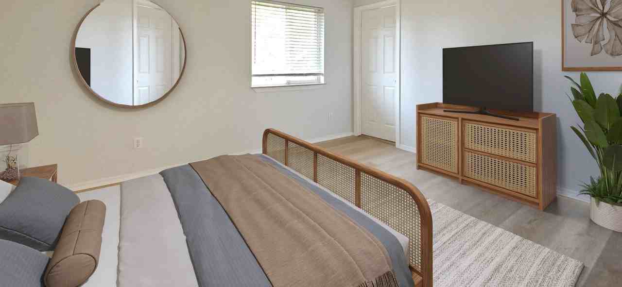 1218 North Newton Street - Photo 6 of 14