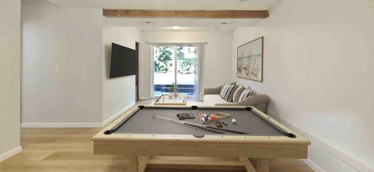 1218 North Newton Street - Photo 7 of 14