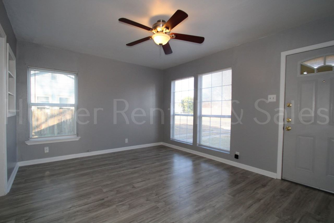 1210 Culp Ave - Photo 6 of 26