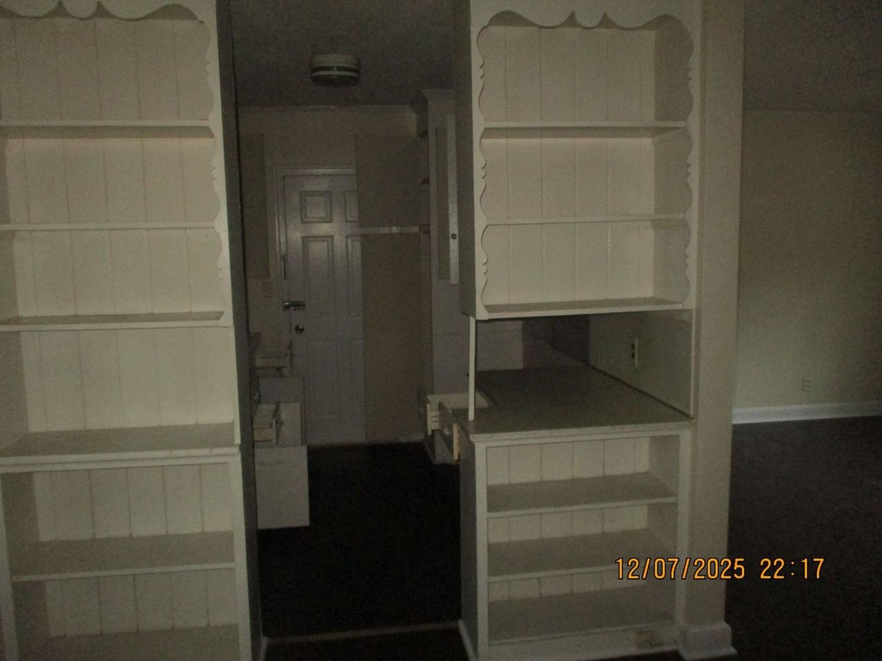 1415 North Davis Street - Photo 7 of 11