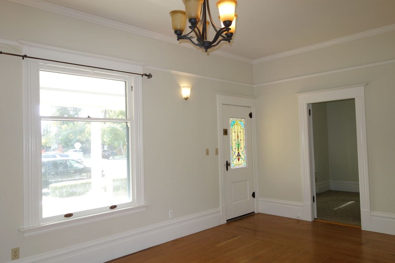 311 Main Street - Photo 5 of 30