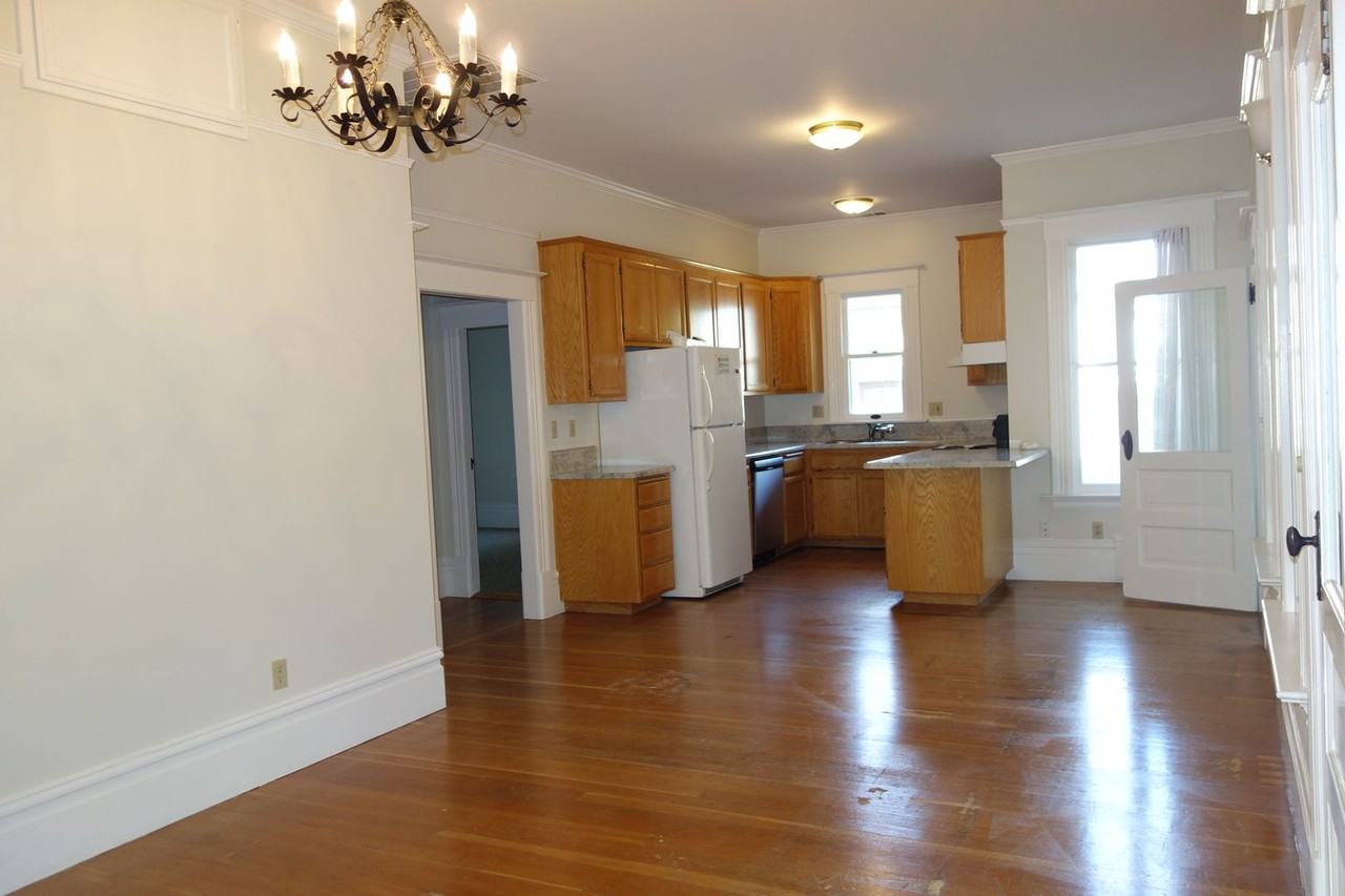 311 Main Street - Photo 6 of 30