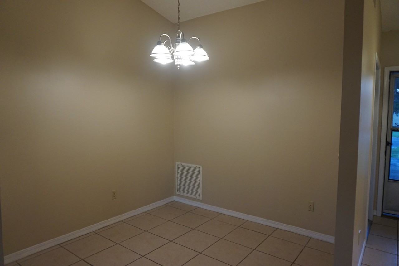 7809 Allspice Cir E - Photo 2 of 28