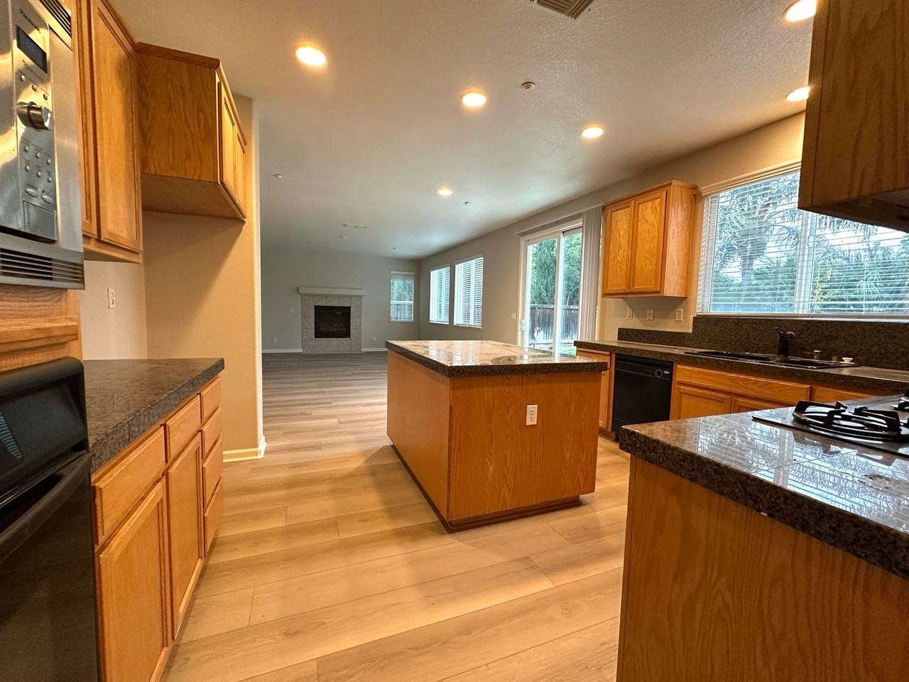 1788 Moreau Way - Photo 7 of 34