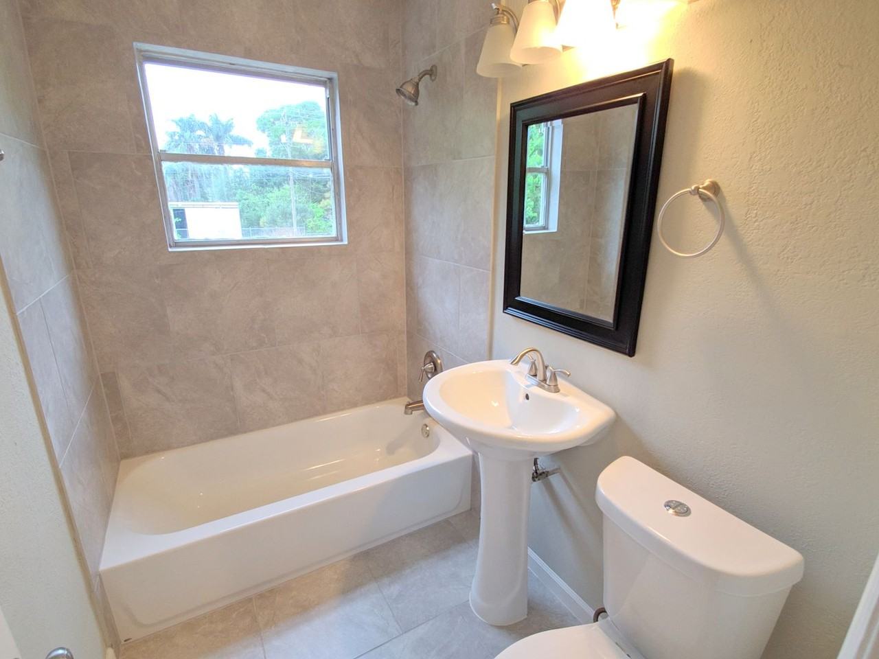 505 13th St N - Photo 6 of 13