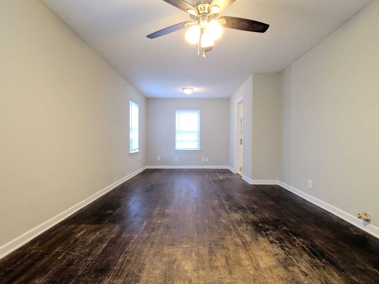 505 13th Street North - Photo 3 of 13