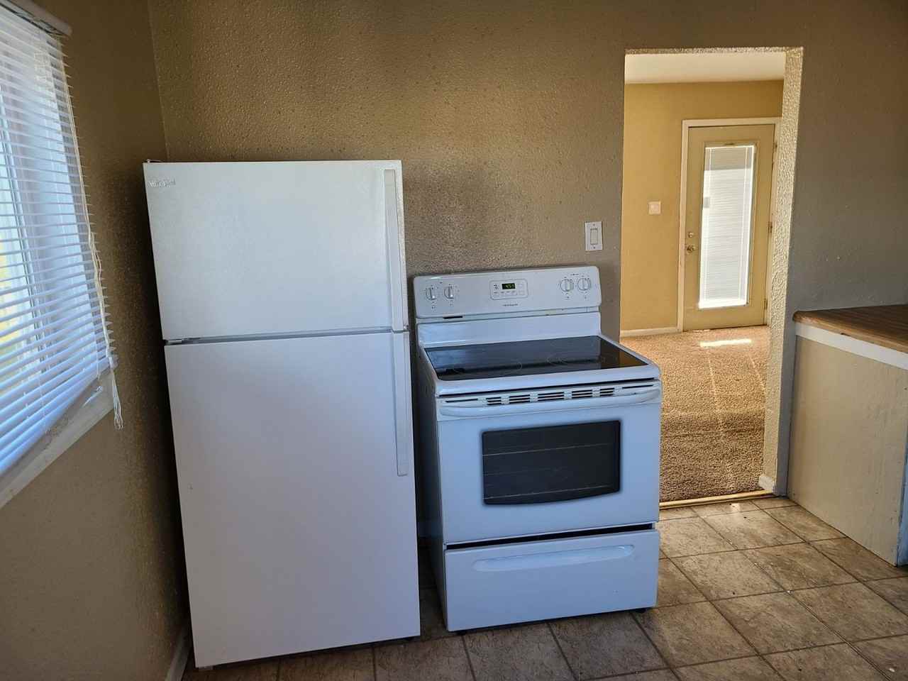 429 Anthony Street - Photo 4 of 9