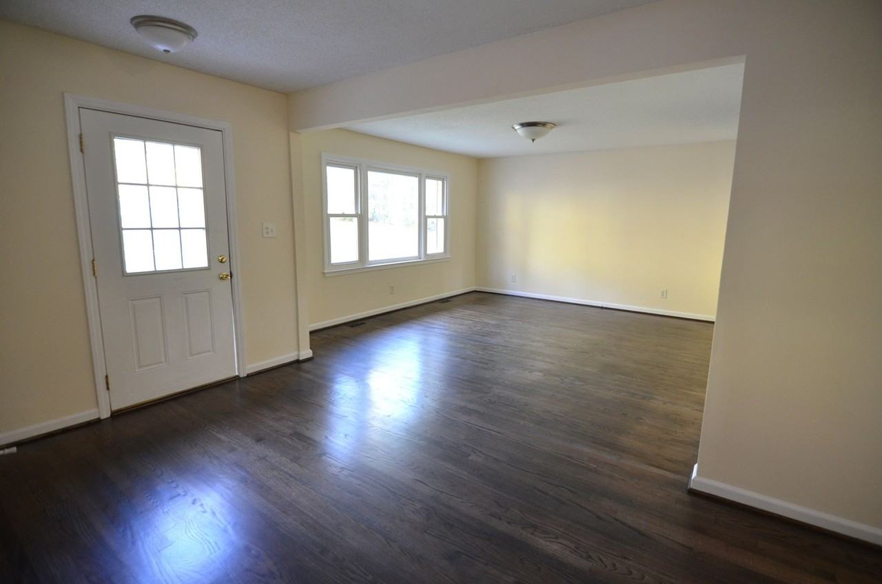 2225 Dimmocks Mill Rd - Photo 3 of 19