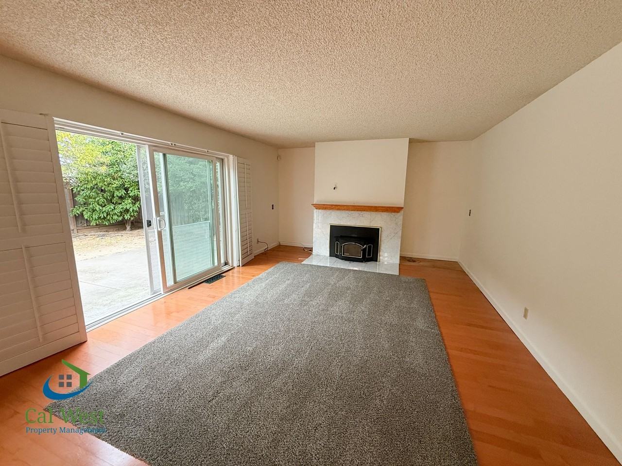 1465 Blackwing Way - Photo 7 of 25