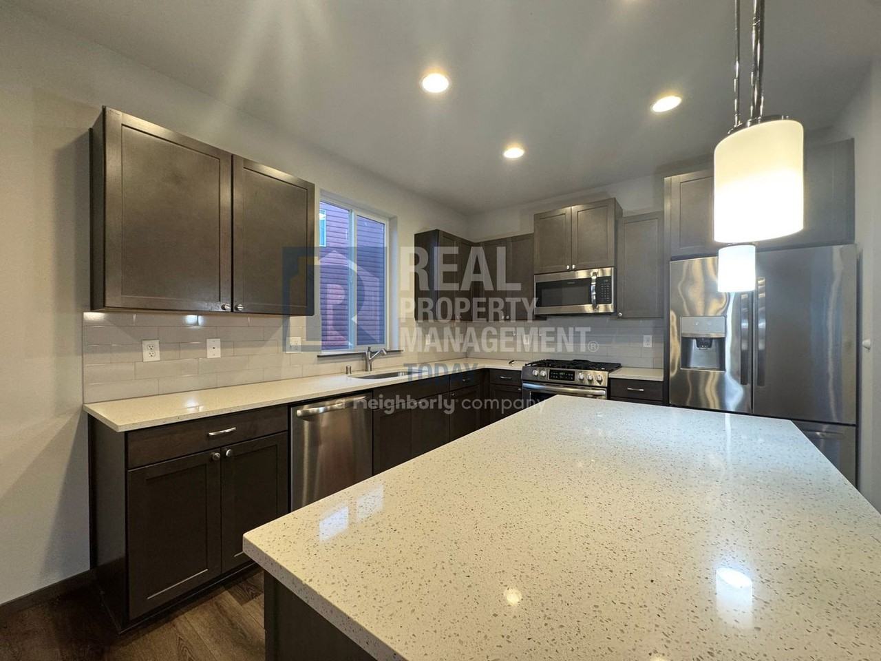 5181 Granger St - Photo 5 of 17