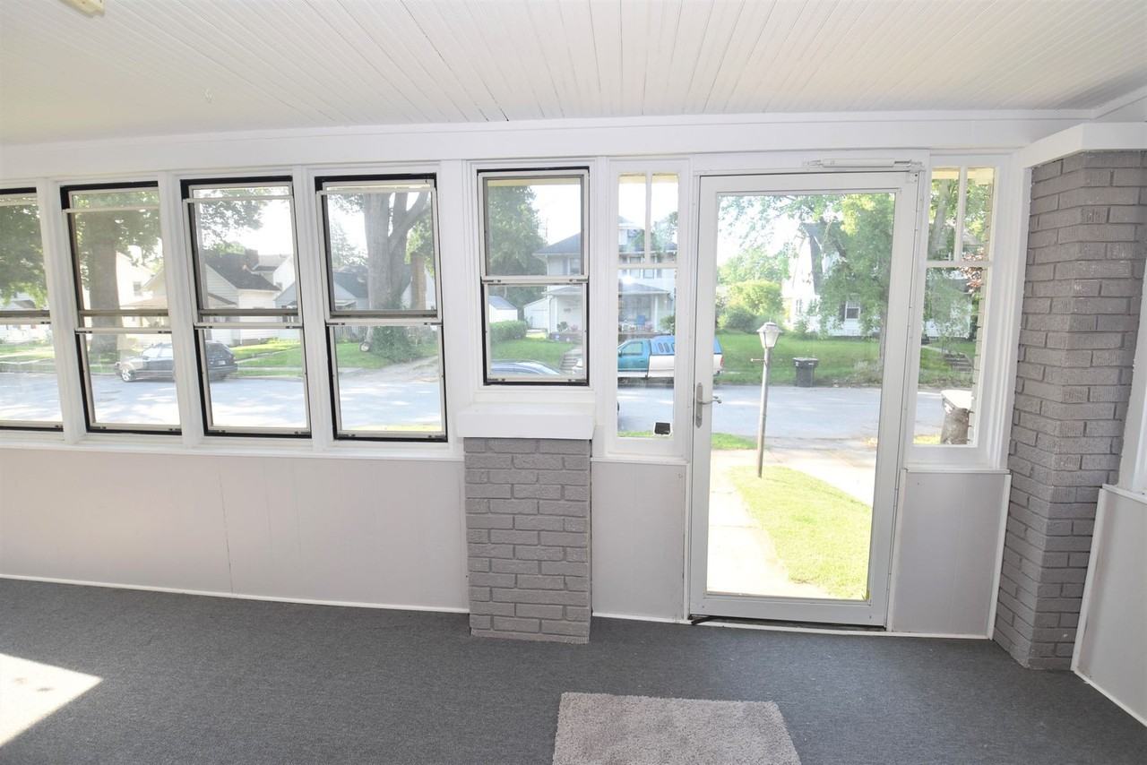 409 Tonti Street - Photo 2 of 37