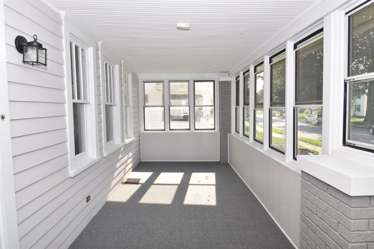 409 Tonti Street - Photo 3 of 37