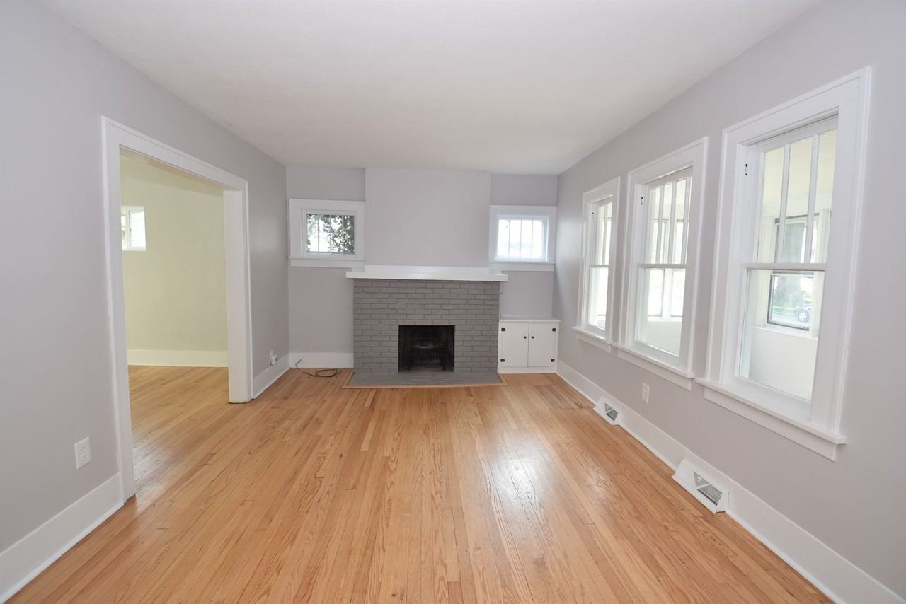 409 Tonti Street - Photo 4 of 37