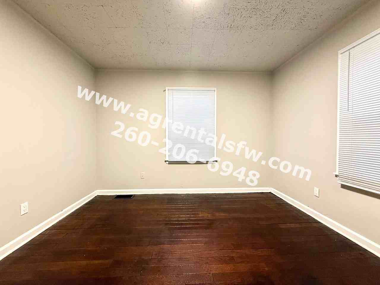 2922 Chestnut Street - Photo 3 of 9