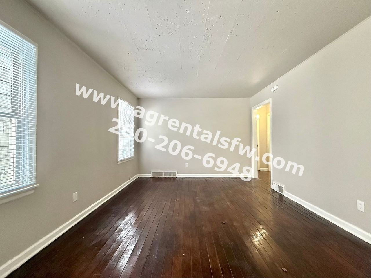 2922 Chestnut Street - Photo 6 of 9