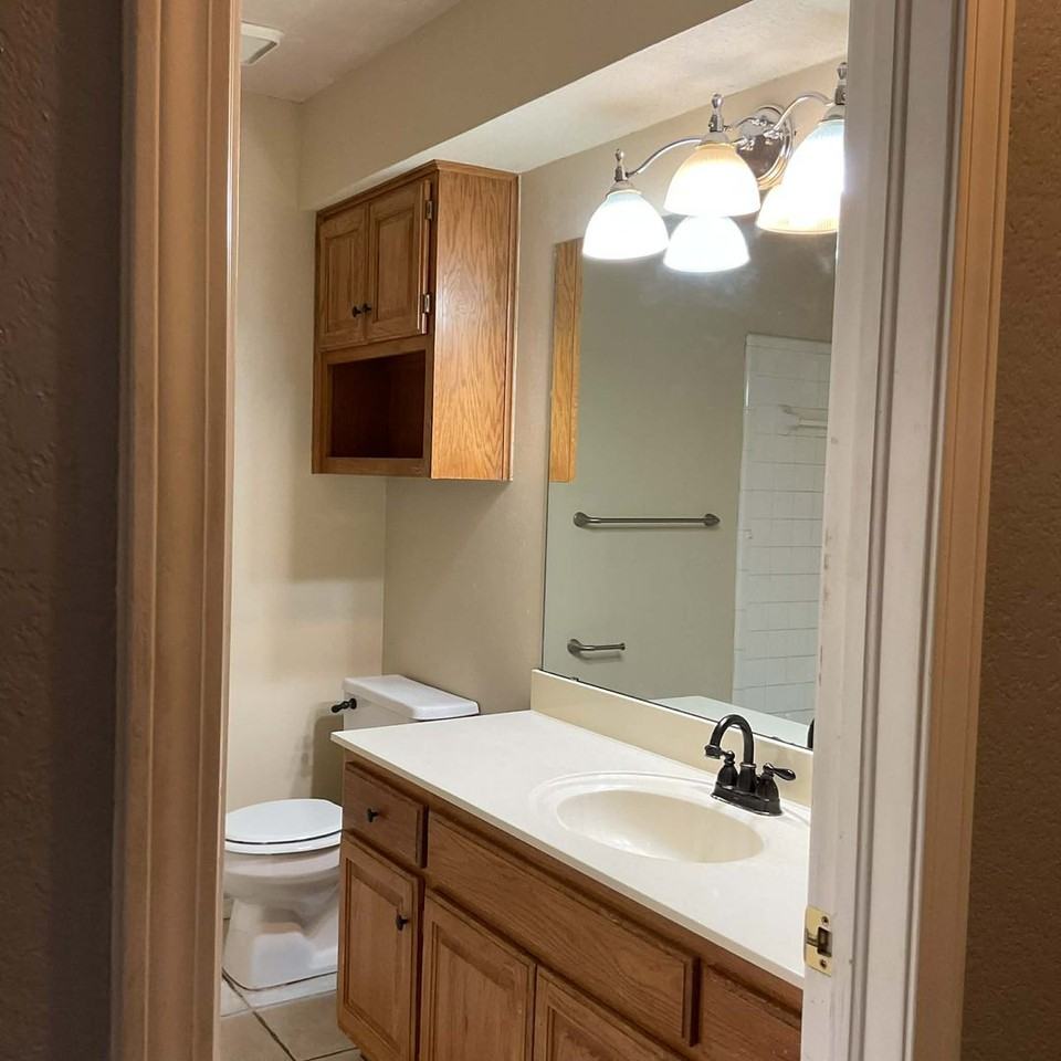 7741 Doris Dr - Photo 6 of 12