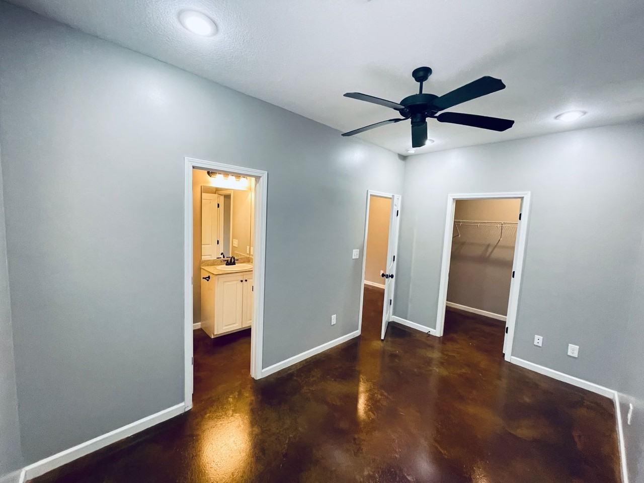 401 Riley Cv - Photo 5 of 11