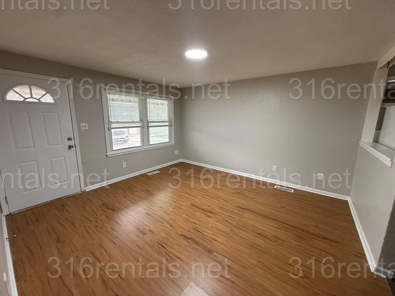 5814 East Harry Street - Photo 3 of 11