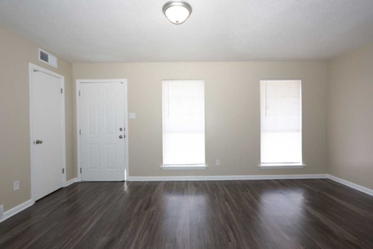 1274 Parkrose Road - Photo 7 of 18