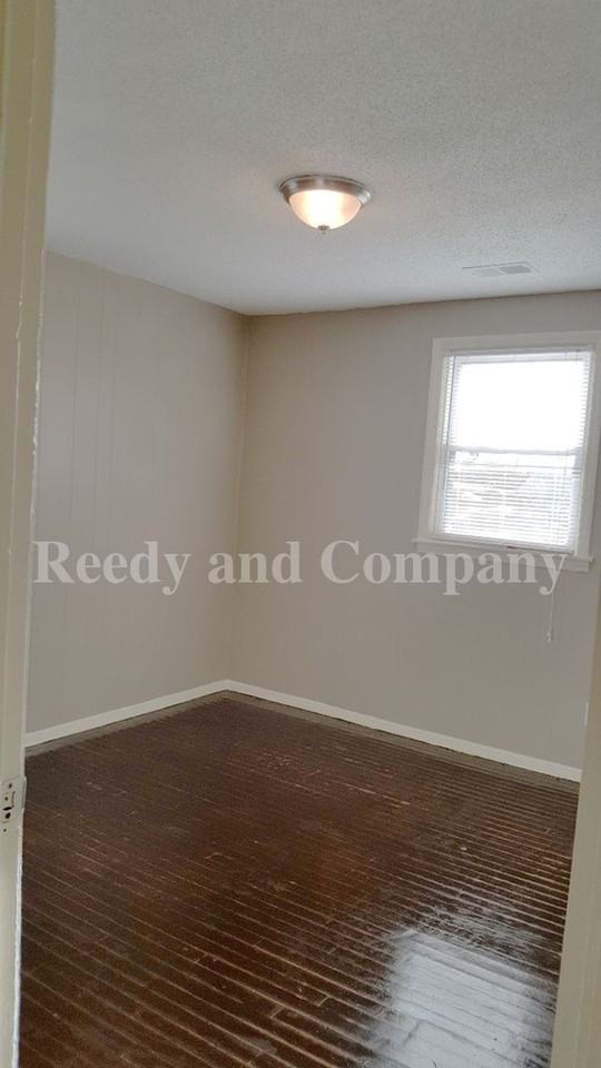 3334 Fostoria Rd - Photo 6 of 14