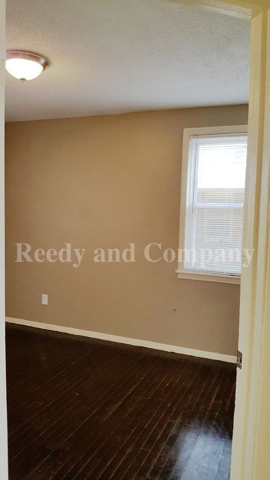 3334 Fostoria Rd - Photo 7 of 14