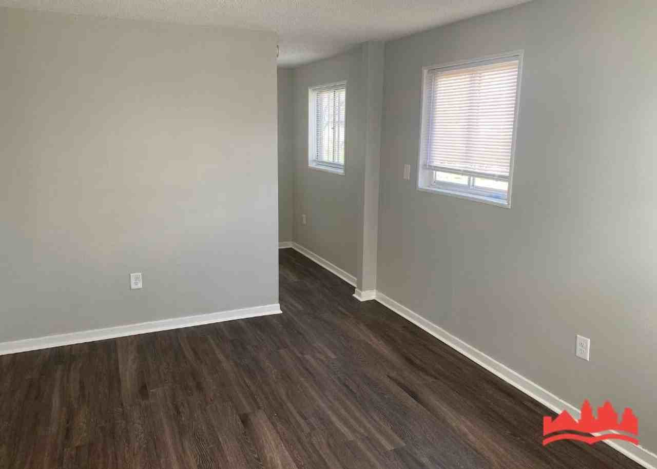 220 Elder Road - Photo 4 of 11