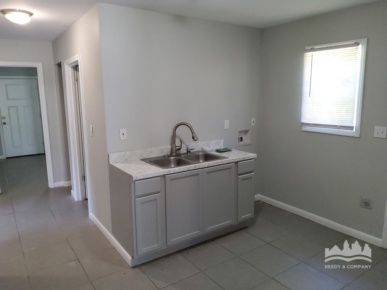 1273 Capital Avenue - Photo 2 of 7