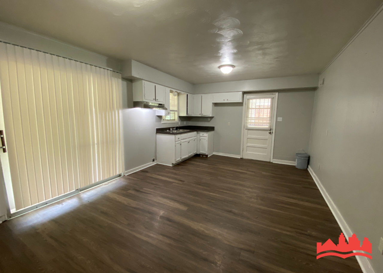 3740 Marvin St - Photo 2 of 13