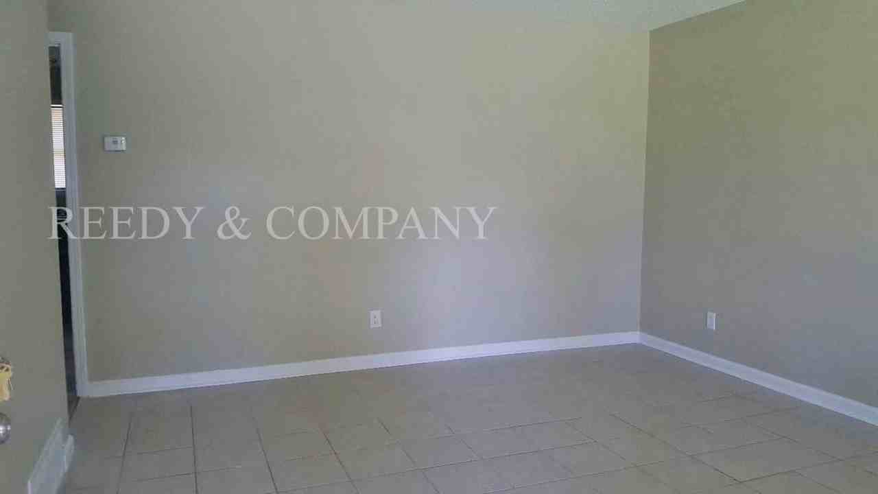 4225 Arrowhead Road - Photo 2 of 14