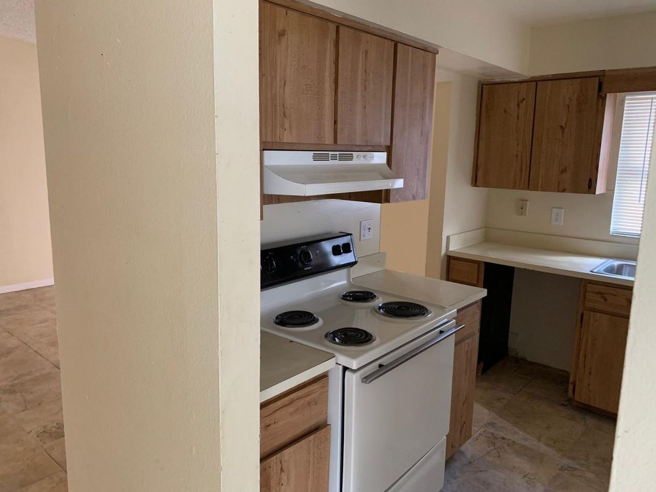 2556 Chestnut Woods Drive - Photo 7 of 9