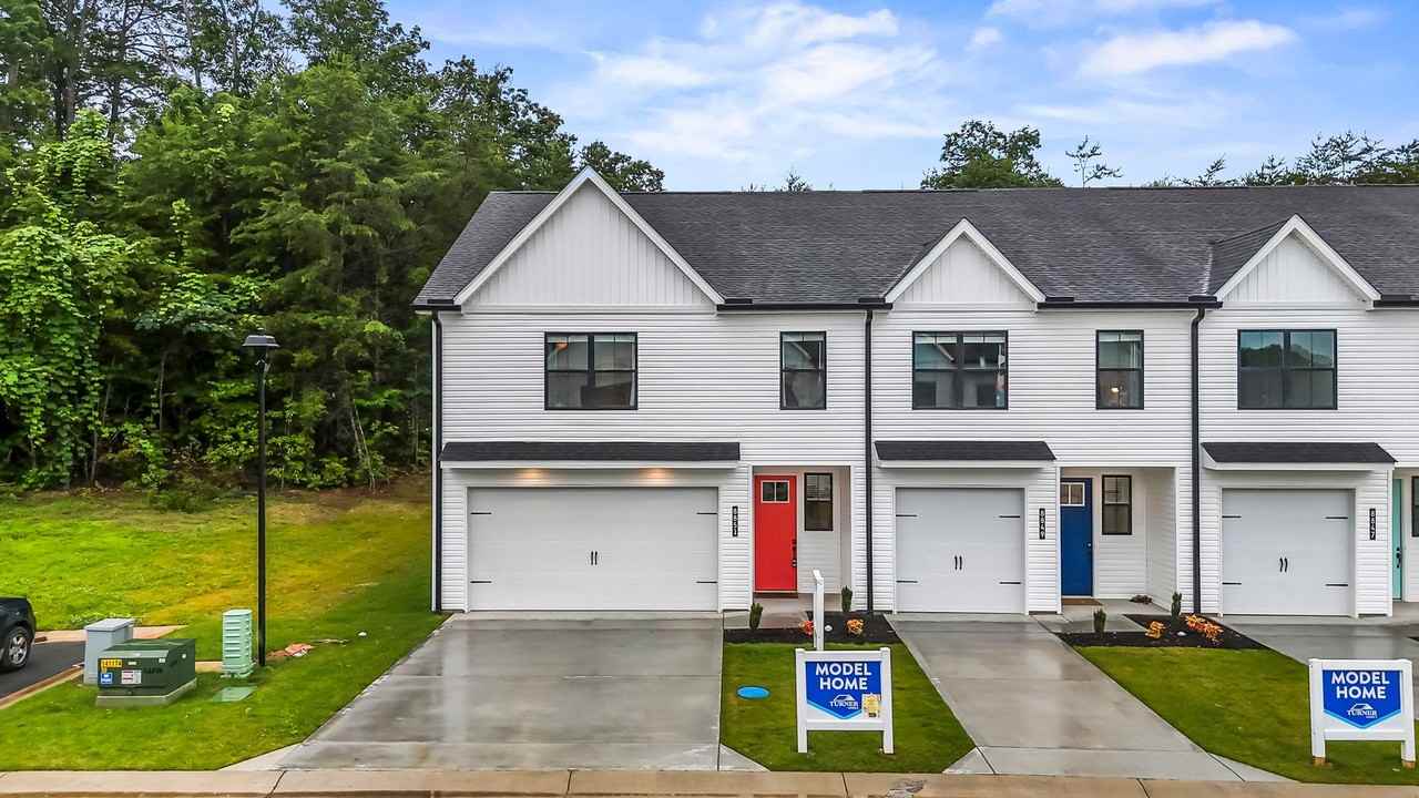 8851 Chapman Trace Way - Photo 2 of 45