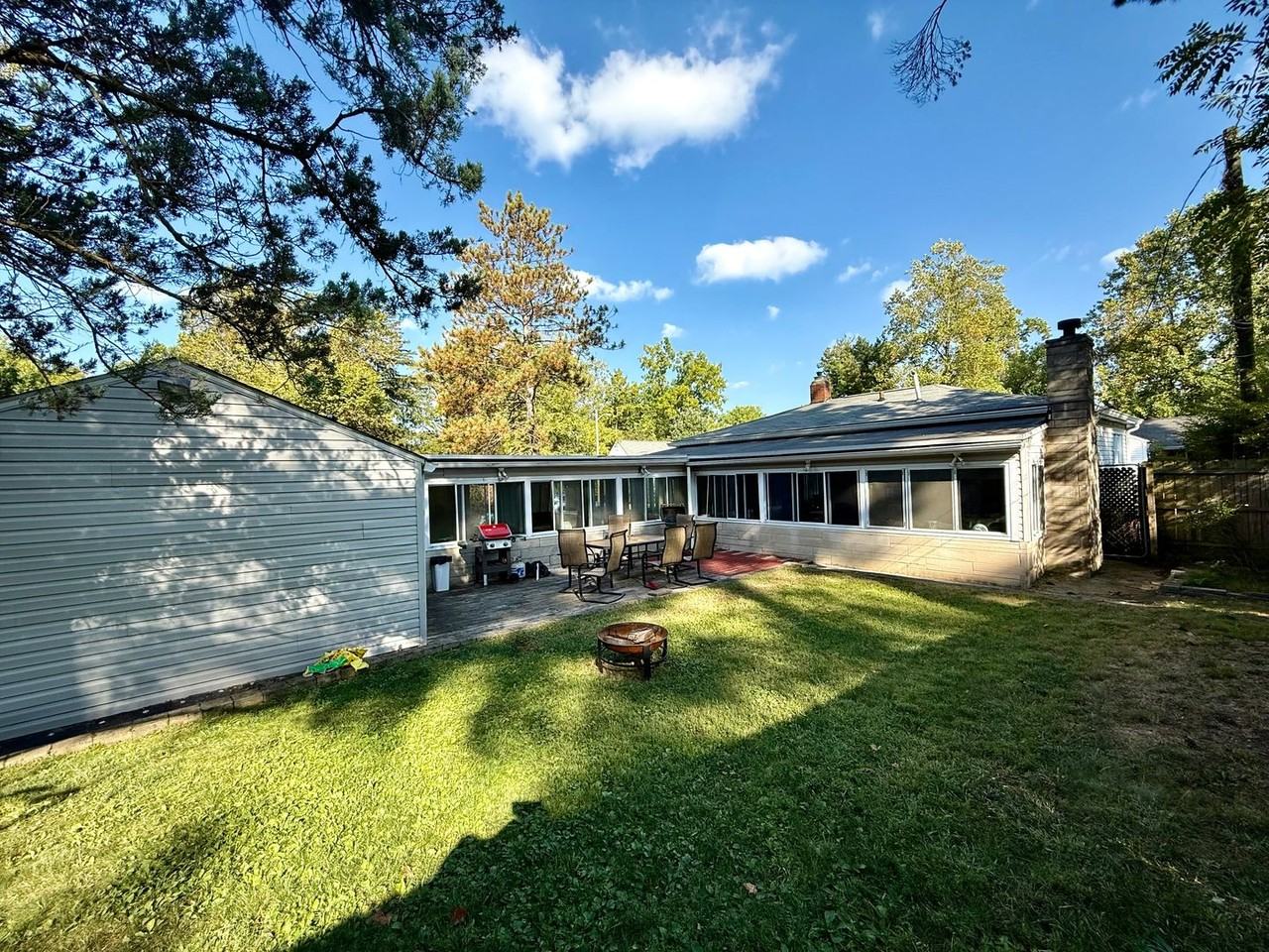 1600 East 2nd Street - Photo 4 of 5