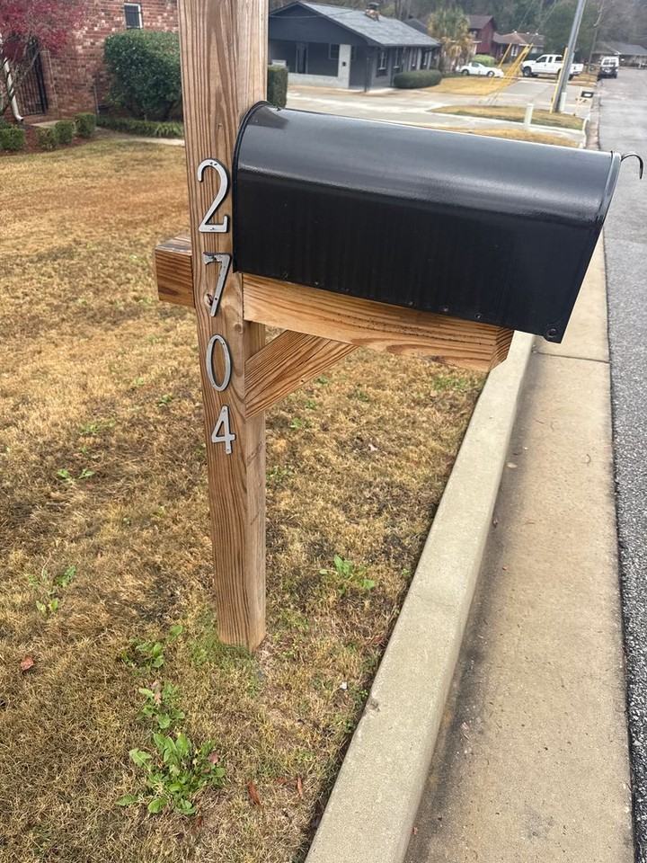 2704 Wicklow Dr - Photo 2 of 19