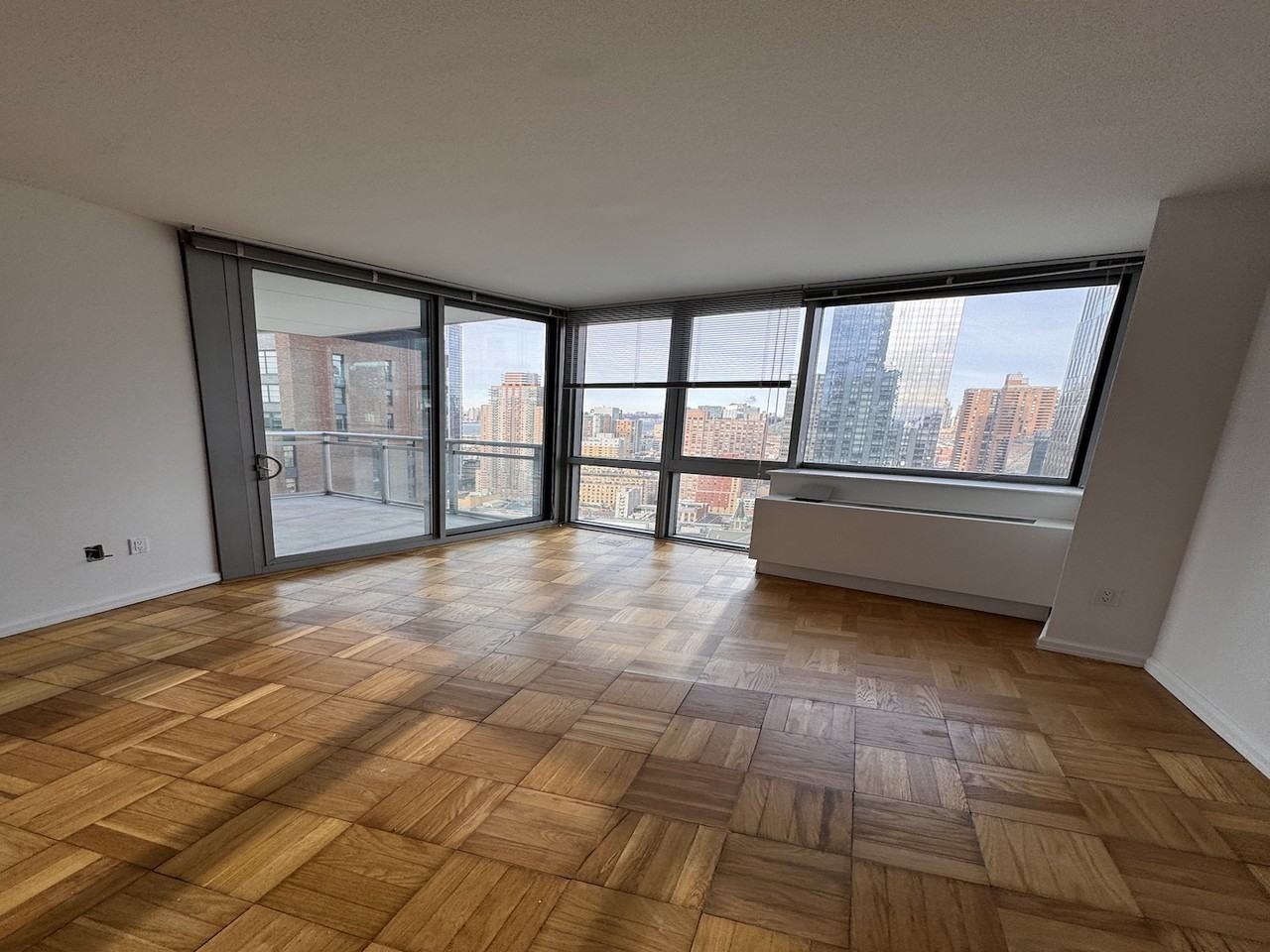 505 West 37th Street #3110 - Photo 4 of 11